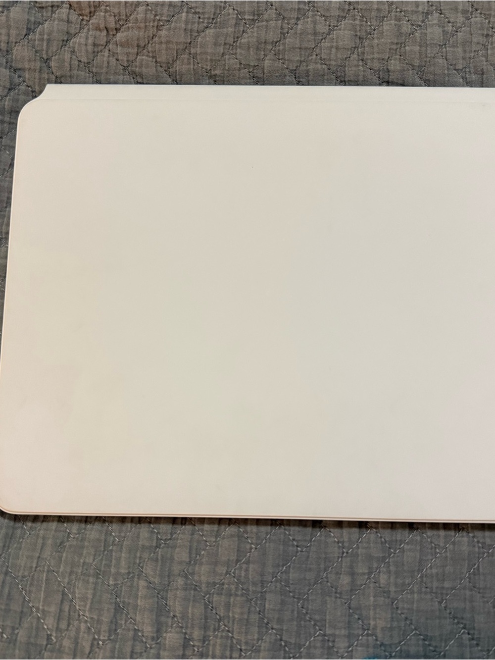 2020 4th GEN Apple iPad 12.9 PRO 256G wireless plus cellular and Apple Magic Key - Picture 7 of 16